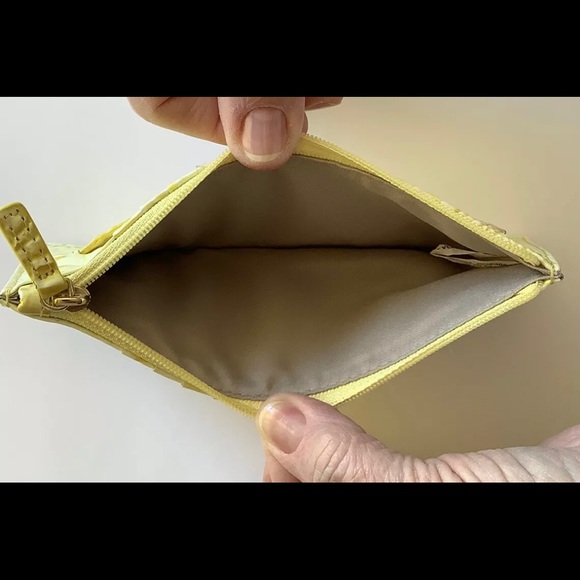 SOLD OUT, Brahmin, Sunbeam Neon Yellow Slim Credit Card Wallet, NWOT’s - Picture 10 of 12